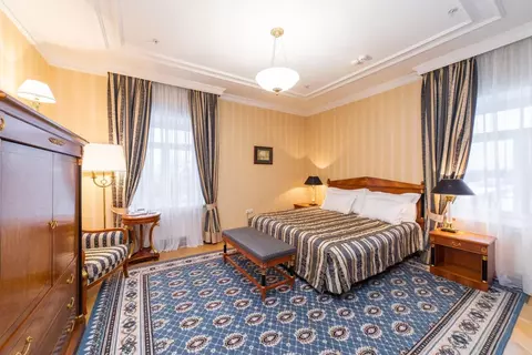 2-к кв. Санкт-Петербург пос. Стрельна, ул. Глинки, 6с4 (175.0 м)