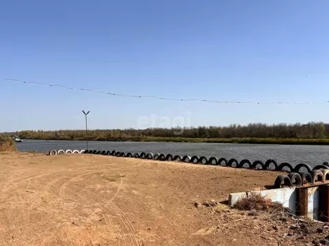 Дом в Астраханская область, Камызякский район, с. Никольское ...