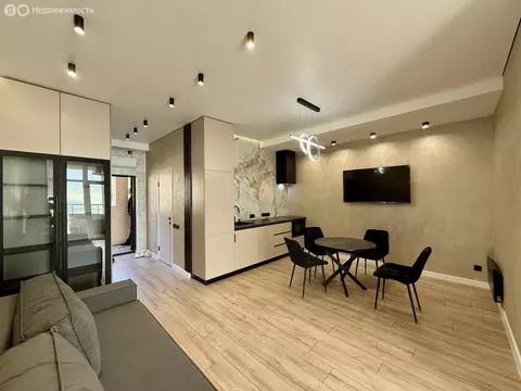 2-комнатная квартира: Восход, Наташинская улица, 2Ж (50 м)