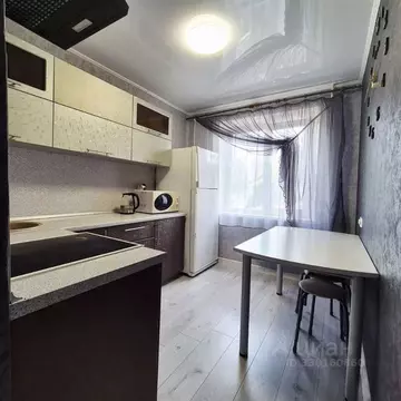3-к кв. Самарская область, Тольятти ул. Автостроителей, 9 (66.0 м)