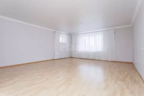 3-к кв. Башкортостан, Уфа Революционная ул., 111/2 (115.4 м)