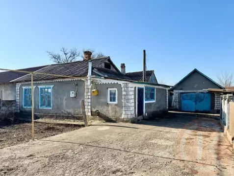 Дом в Крым, Сакский район, Охотниковское с/пос, с. Рунное ул. ...