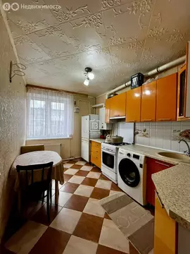 3-комнатная квартира: Пятовский, Октябрьская улица, 6 (70.2 м)