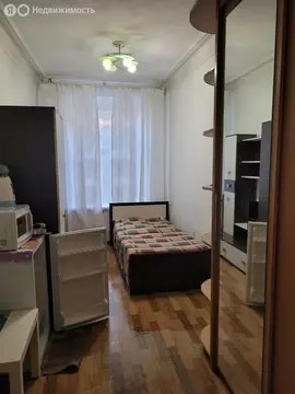 1к в 10-комнатной квартире (10.6 м)