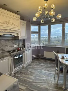 3-к кв. Москва ул. Хлобыстова, 14К1 (80.0 м)