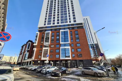 Торговая площадь в Свердловская область, Екатеринбург ул. Азина, 31 ...