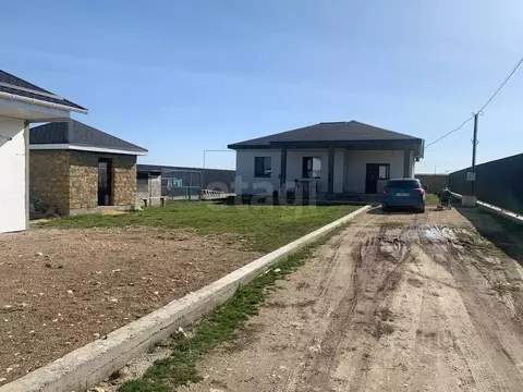 Дом в Крым, Симферопольский район, с. Урожайное, Имени Сахарова кв-л  ...