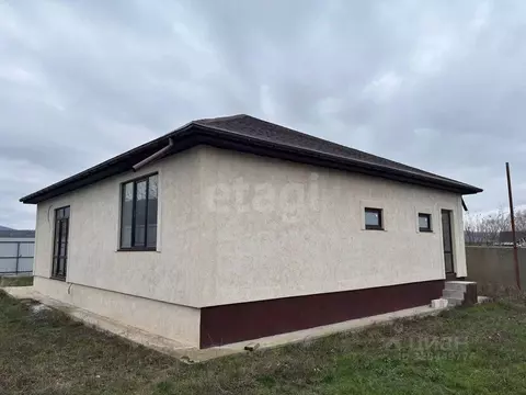 Дом в Крым, Симферопольский район, Добровское с/пос, с. Заречное ул. ...