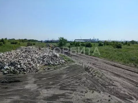 Участок в Тюменская область, Тюменский муниципальный округ, д. ...