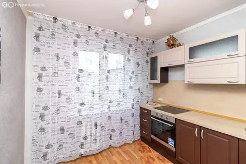 2-комнатная квартира: Тюмень, Солнечный проезд, 22 (56 м)