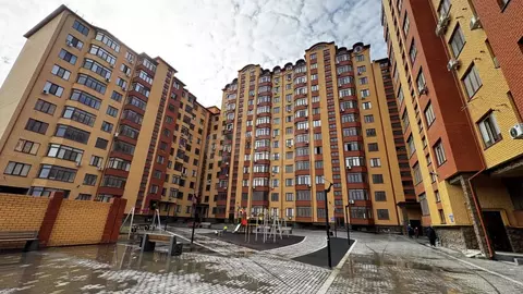 2-к кв. Дагестан, Махачкала ул. Грязелечебная, 48Ак3 (83.0 м)