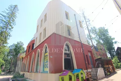 Дом в Санкт-Петербург пос. Лисий Нос, Песочная ул., 3 (300 м)