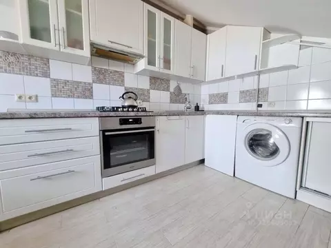 2-к кв. Краснодарский край, Анапа ул. Чехова, 67А (67.0 м)