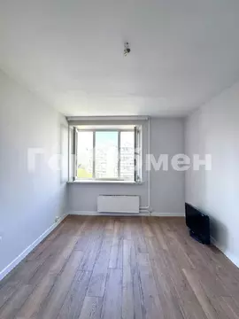 Продается комната в 2-комнатной квартире