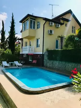 Дом в Краснодарский край, Сочи городской округ, Дагомыс пгт ул. ...