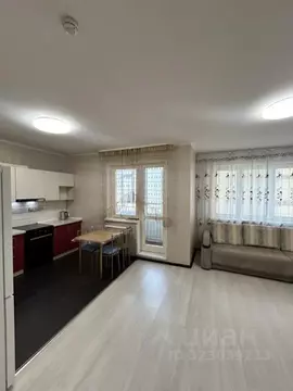 3-к кв. Красноярский край, Красноярск Взлетка мкр, ул. Батурина, 30к2 ...