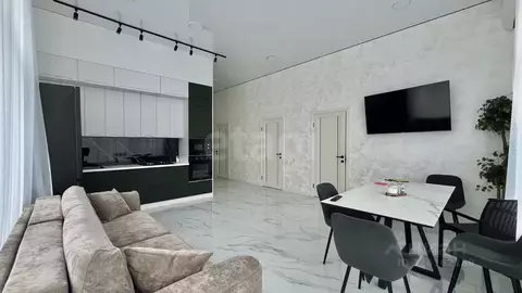 Дом в Крым, Симферопольский район, с. Мирное ул. Вити Коробкова (146 ...