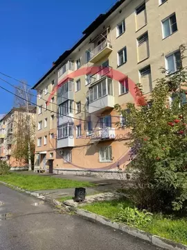 3-к кв. Кемеровская область, Междуреченск Коммунистический просп., 42 ...
