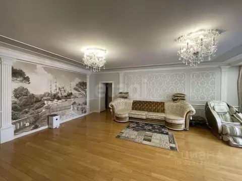 4-к кв. Ханты-Мансийский АО, Мегион ул. А.М. Кузьмина, 30 (135.0 м)