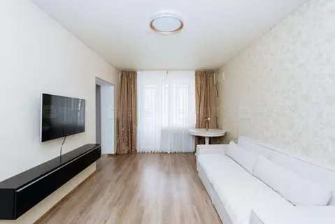 2-к кв. Татарстан, Казань ул. Гарифа Ахунова, 14 (67.0 м)