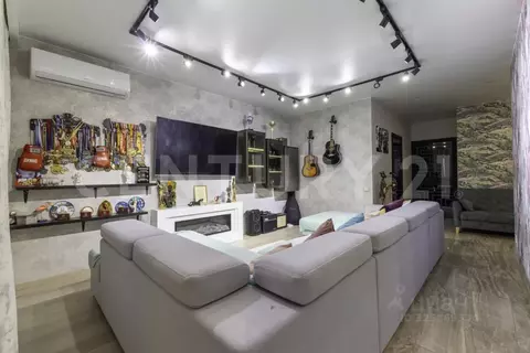 2-к кв. Санкт-Петербург Малая Бухарестская ул., 12/1 (65.0 м)