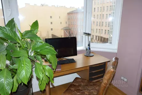 2-к кв. Санкт-Петербург Смольный просп., 17 (88.9 м)