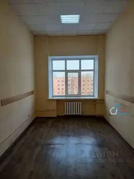 Помещение свободного назначения в Омская область, Омск ул. Химиков, 8 ...