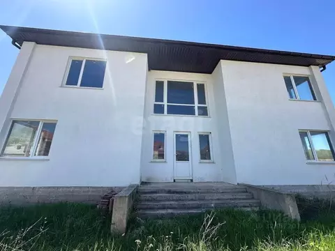 Дом в Крым, Симферопольский район, Добровское с/пос, с. Перевальное ...