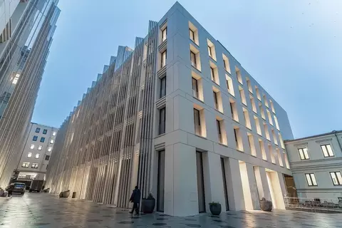 2-к кв. Москва ул. Большая Дмитровка, 9С5 (298.0 м)