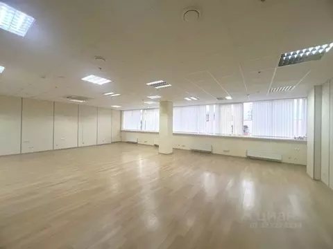 Офис в Краснодарский край, Краснодар Центральный мкр, ул. Советская, ...