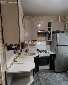 3-комнатная квартира: Кронштадт, Большевистская улица, 6-8 (62.7 м)