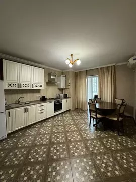 2-к кв. Ставропольский край, Ессентуки Октябрьская ул., 458Б (68.0 м)