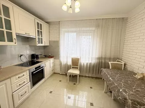 2-к кв. Северная Осетия, Владикавказ ул. Колка Кесаева, 123 (52.0 м)