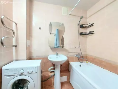 1-комнатная квартира: Тюмень, Широтная улица, 168 (41.9 м)