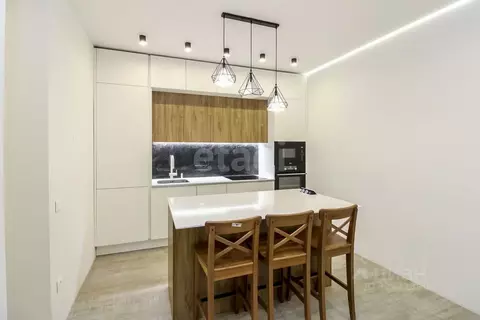 2-к кв. Тюменская область, Тюмень ул. Газовиков, 73 (64.9 м)
