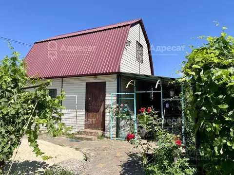 Дом в Волгоградская область, Светлоярский район, Большечапурниковское ...