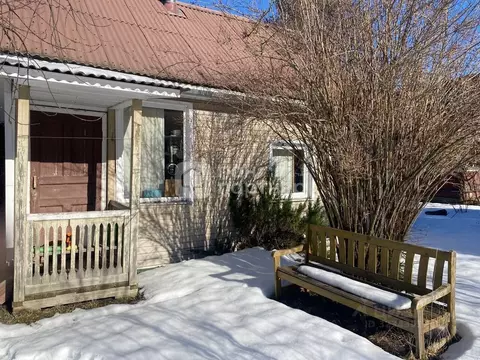 Дом в Ленинградская область, Ломоносовский район, Пениковское с/пос, ...