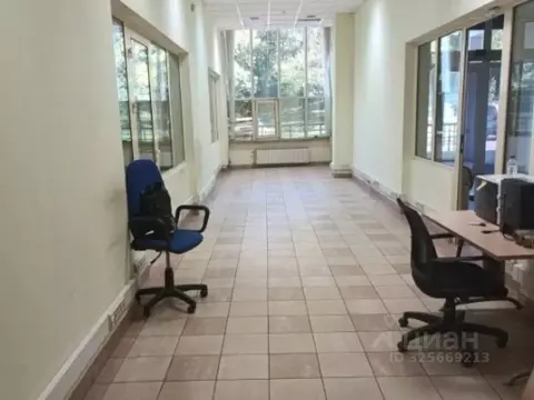 Торговая площадь в Москва ул. Улофа Пальме, 1 (469 м)