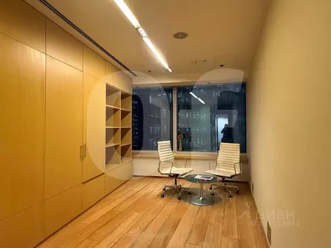 Офис в Москва Тестовская ул., 10 (7342 м)