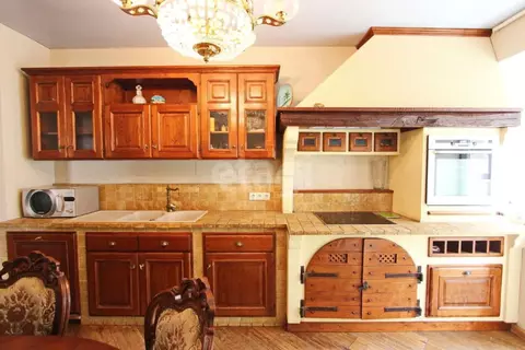 3-к кв. Самарская область, Самара Ленинская ул., 149 (110.6 м)