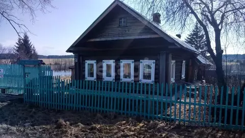 Дом в Свердловская область, Горноуральский муниципальный округ, д. ...