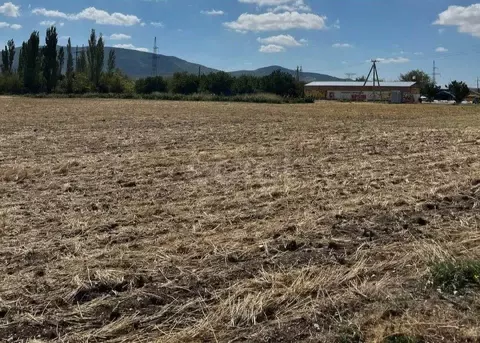 Участок в Крым, Кировский район, Первомайское с/пос, с. Жемчужина ...