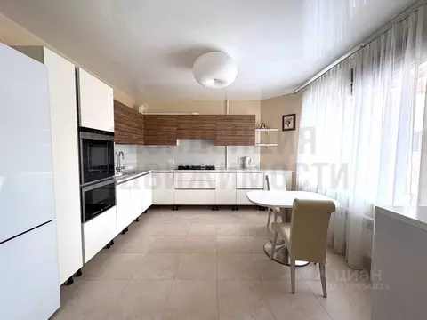 4-к кв. Самарская область, Самара ул. Алексея Толстого, 26 (162.5 м)