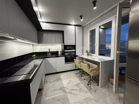 2-к кв. Тюменская область, Тюмень ул. Федюнинского, 60 (56.0 м)