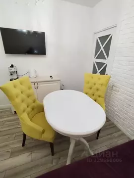 2-к кв. Самарская область, Тольятти ул. 40 лет Победы, 61 (60.0 м)