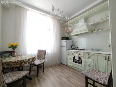 1-комнатная квартира: Волгоград, улица Мира, 18 (51.9 м)