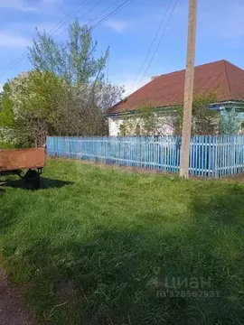 Дом в Башкортостан, Аургазинский район, с. Тряпино Первомайская ул. ...