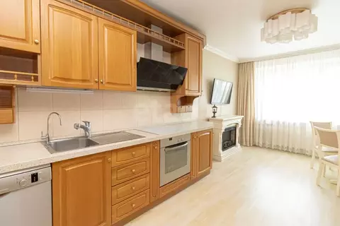 4-к кв. Тюменская область, Тюмень ул. Мельникайте, 127а (98.4 м)