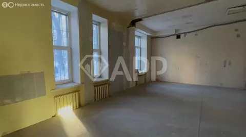 Торговая площадь (95 м)