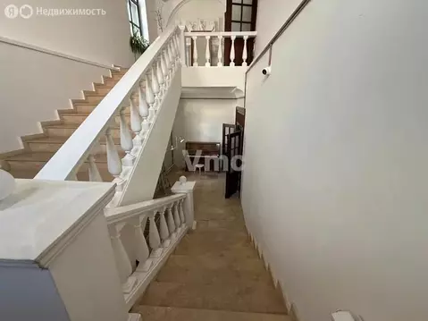 Помещение свободного назначения (605.6 м)